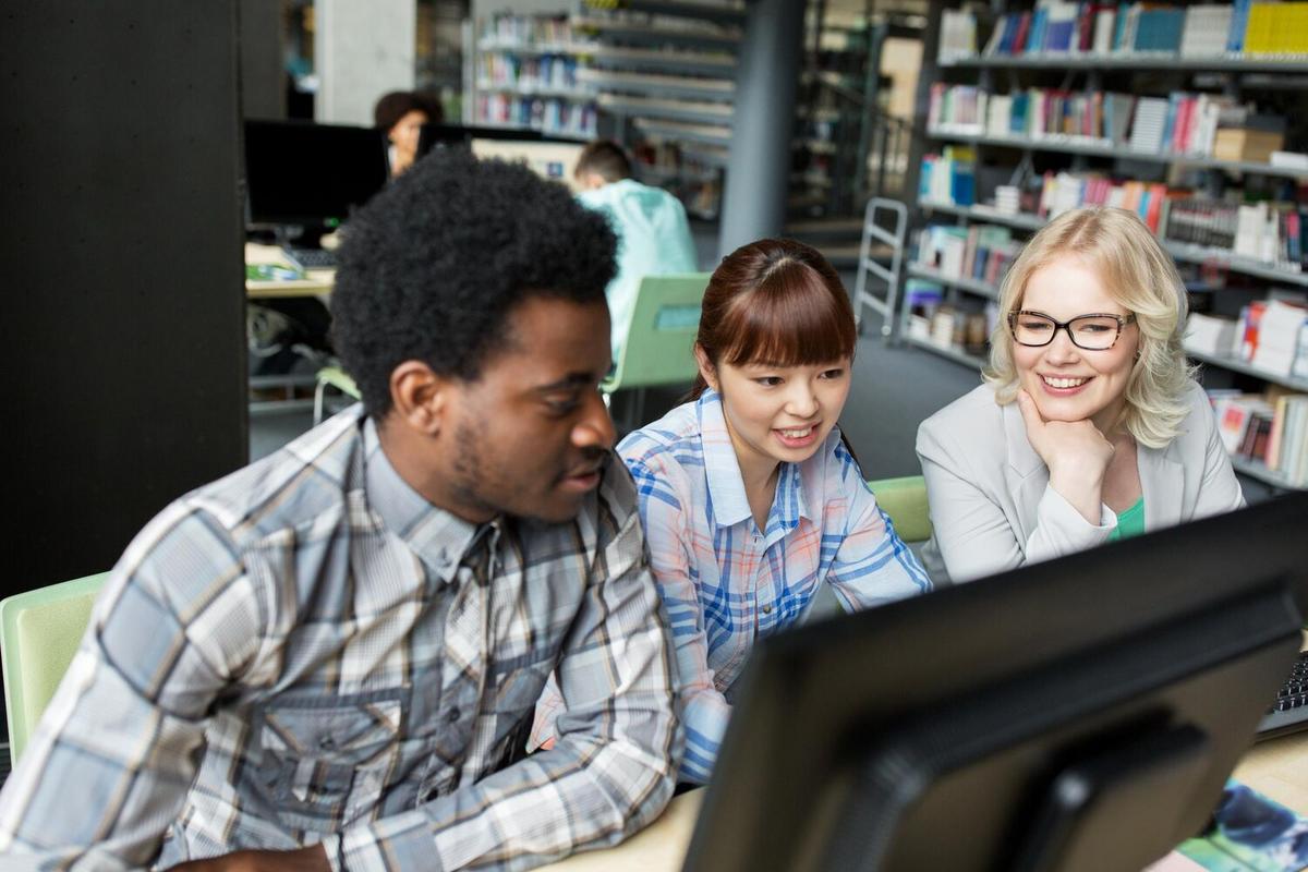 Teaching with Emerging Technologies: A Guide for Educators